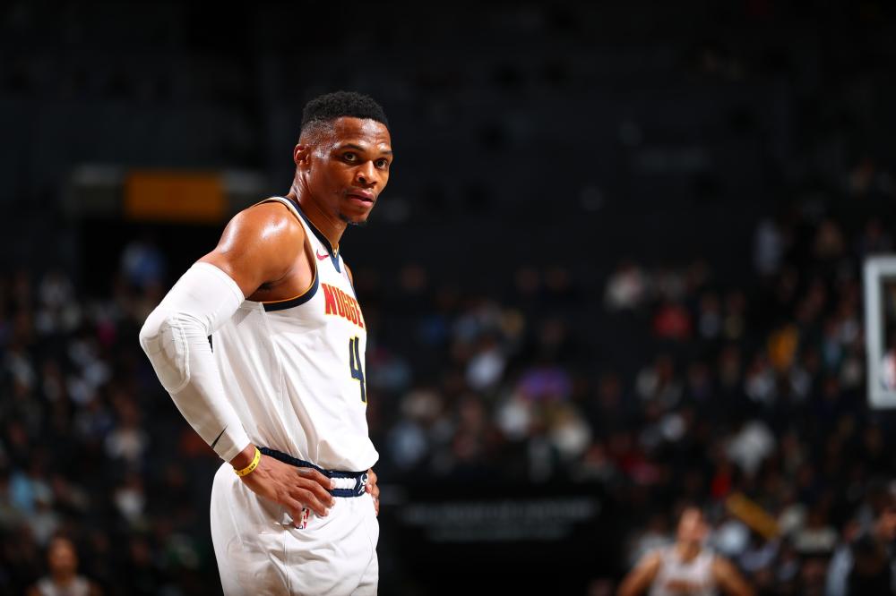 占据主动 占据主动