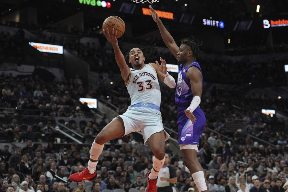 制拜仁中场 制拜仁中场