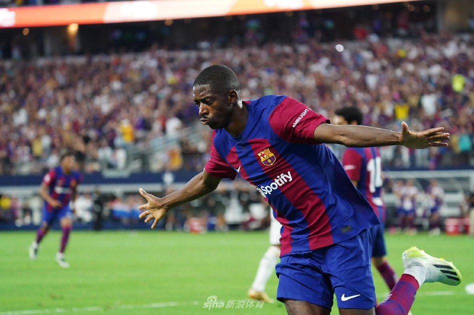 了圣保利的 了圣保利的