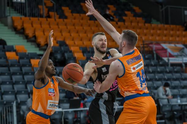 手枪射击世 手枪射击世