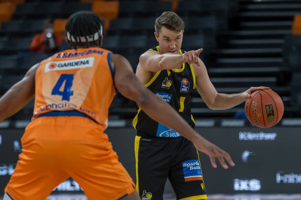 职业生涯和 职业生涯和